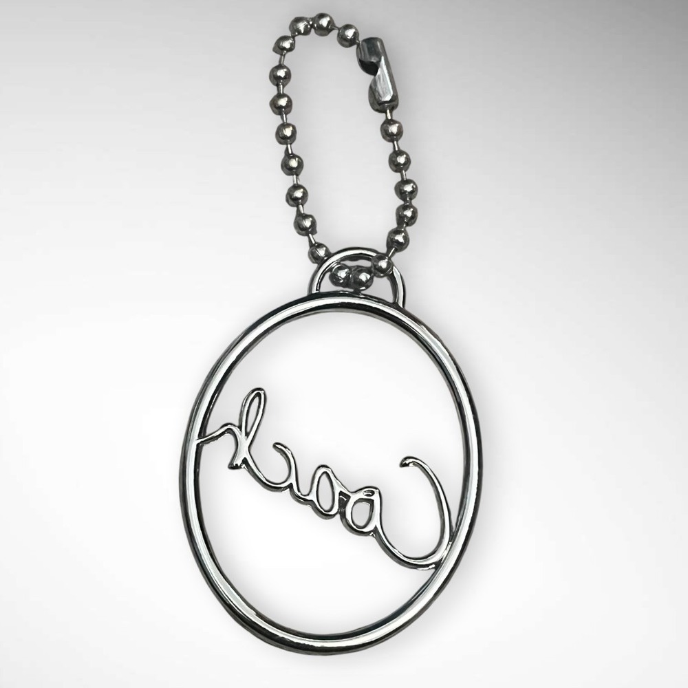 Vintage COACH Y2K Round Script Logo Silver Metal Bag Charm/Purse Hangtag - Picture 3 of 3